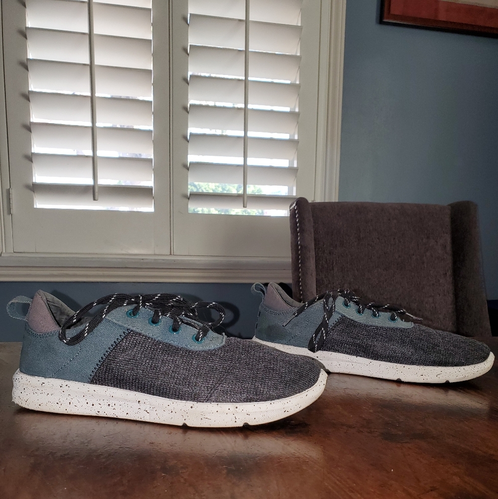 Toms Men's Big Boys shoes olive green 2 tone: 7.0…